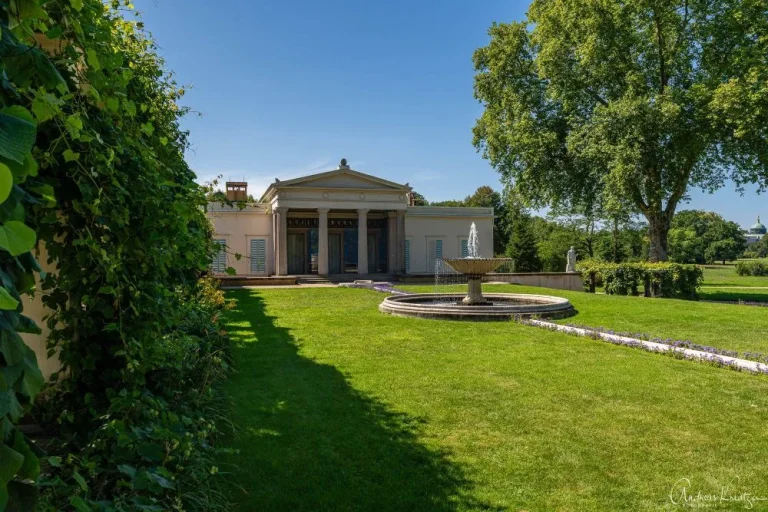 Schloss Charlottenhof