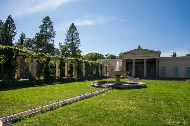 Schloss Charlottenhof